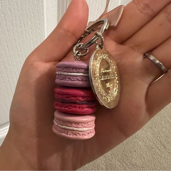 Laduree Macaron & Eiffel Tower Pink Bag Charm Key Chain - Picture 3 of 7